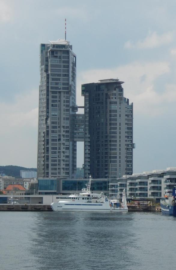 Ajk Apartament W Sea Towers Гдиня Екстер'єр фото