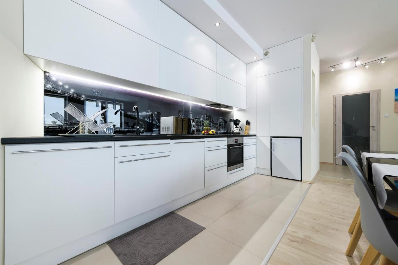 Ajk Apartament W Sea Towers Гдиня Екстер'єр фото